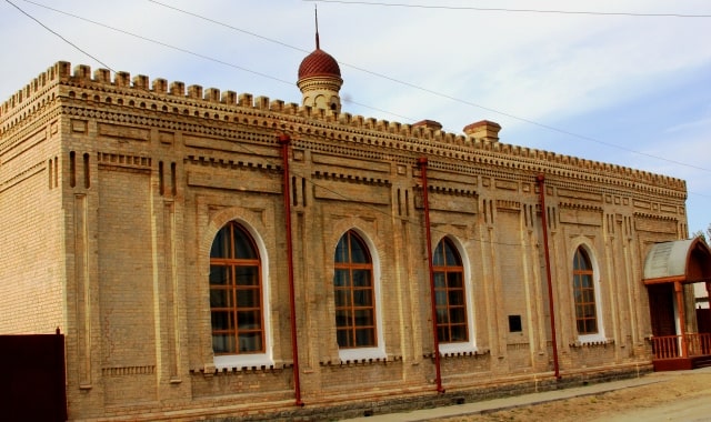 Мечеть в поселке Айтеке Би (Казалинск).