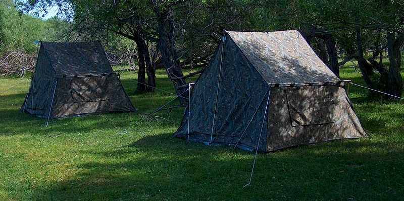 Двух-местные палатки для базового лагеря без тамбура.