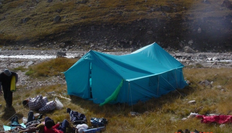 Внешний вид столовой палатки.