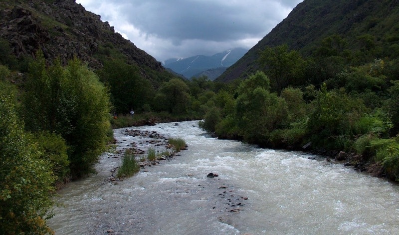 Kishi-Kaindy river.