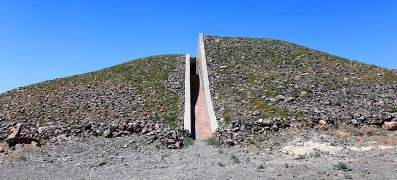 Big Beshatyr burial mound. 