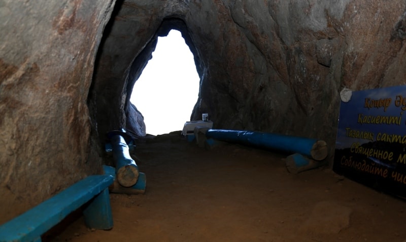 Aulie-Tas a cave in park Bayanaul.