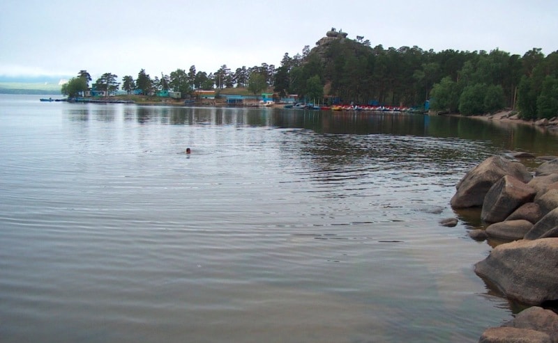 Granite coast of lake Borovoye.