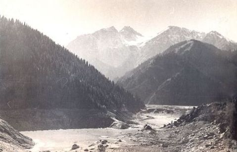 Озеро Иссык после селя в 1963 году.