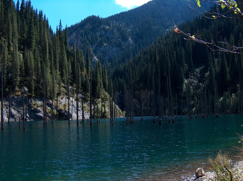 Kaindy lake.