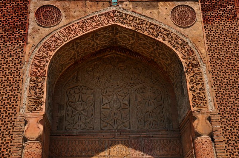 The central portal of the mausoleum karakhanids XI - XII c.c.