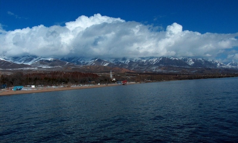Озеро Иссык-Куль.