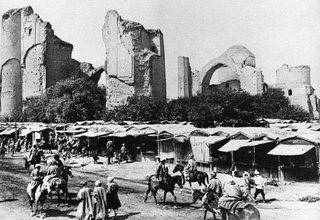 Из альбома «Исторические памятники Самарканда». Фотограф Панкратьева.Г.А. 1890 год.
