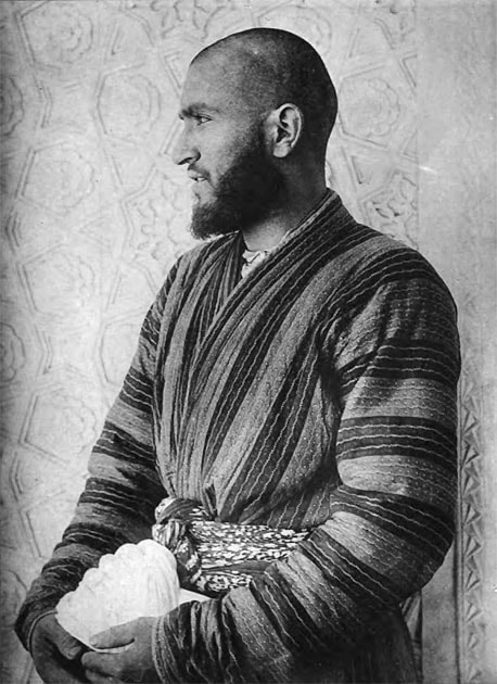 Таджик. Самарканд. Здесь и далее фото Г. Крафта, 1898 - 1899 г.г.