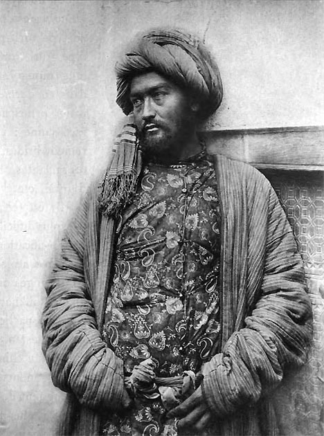 Таджик (окрестности Бухары). Здесь и далее фото Г. Крафта, 1898 - 1899 г.г.