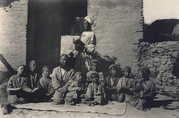 Туземная школа в Самарканде. Фото Генри Мозера. 1889 - 1890 г.г.