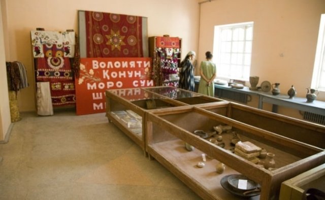 General view of an ethnographic exposition.