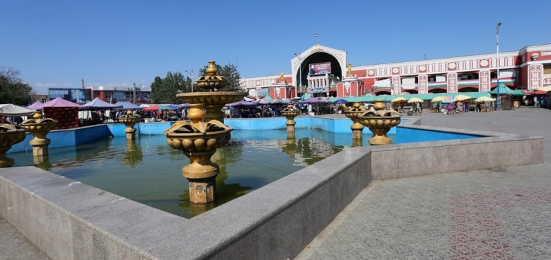 Market Panchshanbe. 