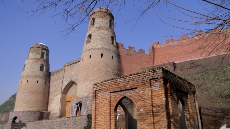 Ghissar fortress.