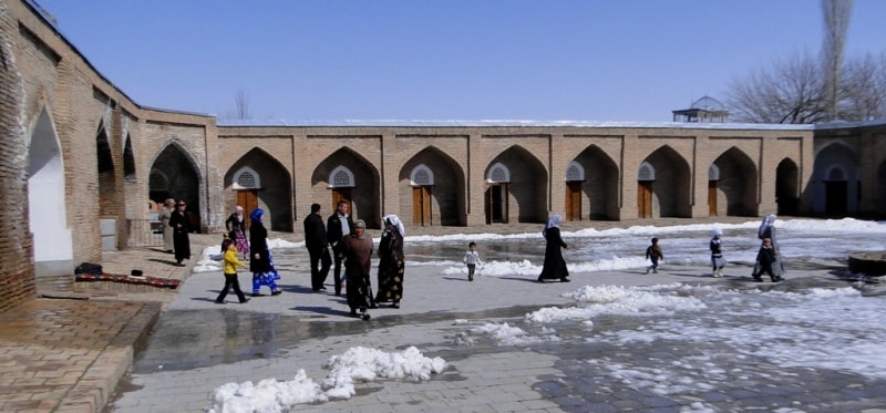 Courtyard in Kuhna madrasah.