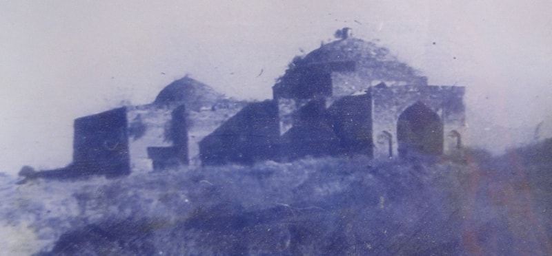 Makhdumi Azam the mausoleum. A photo of 1946. The author is unknown.