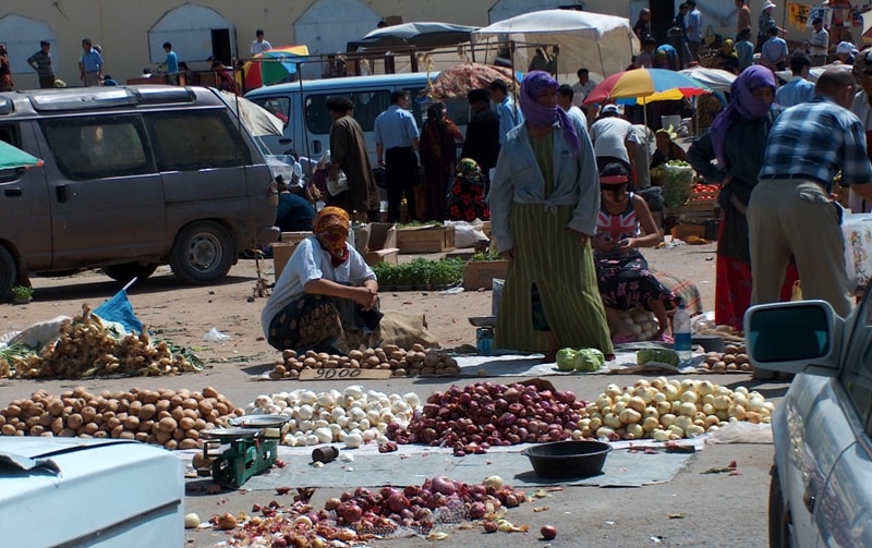 Market of Altyn-Asar.