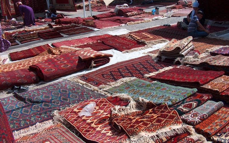 Market of Altyn-Asar.