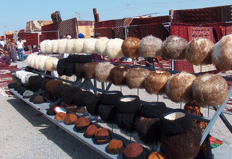 Market of Altyn-Asar.