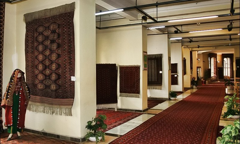 Музей туркменского ковра в Ашгабаде.