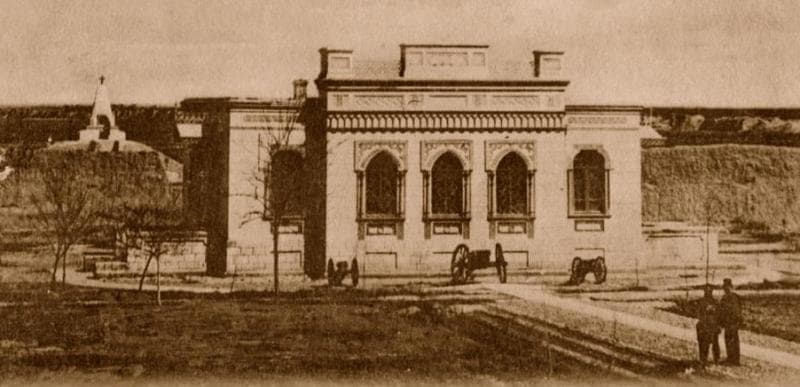 В 1897 году на базе исторических событий начал действовать музей в Геокдепе.