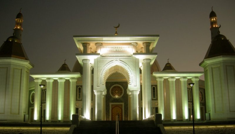 The Turkmenbashi Ruhy Mosque. 