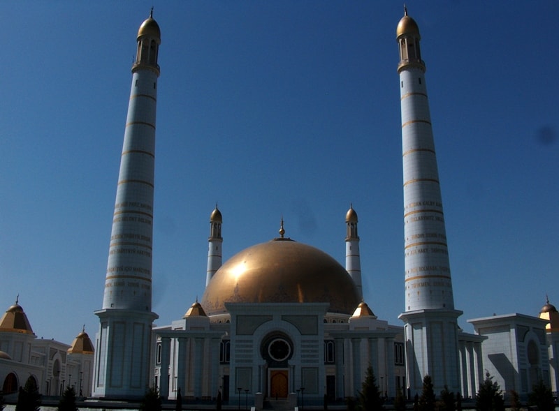  Turkmenbashi Rukhy mosque.
