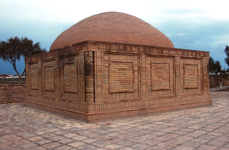 Piryar Vali mausoleum in Kunyz-Urgench.