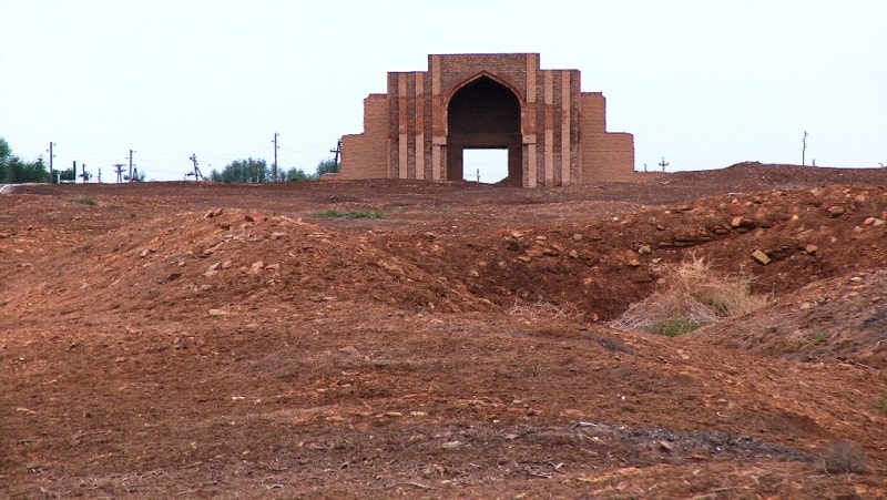 Portal of an unknown construction in Old Kunya-Urgench.