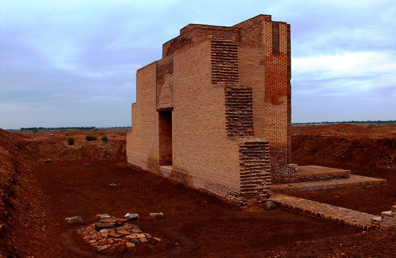 Portal of an unknown construction in Old Kunya-Urgench.