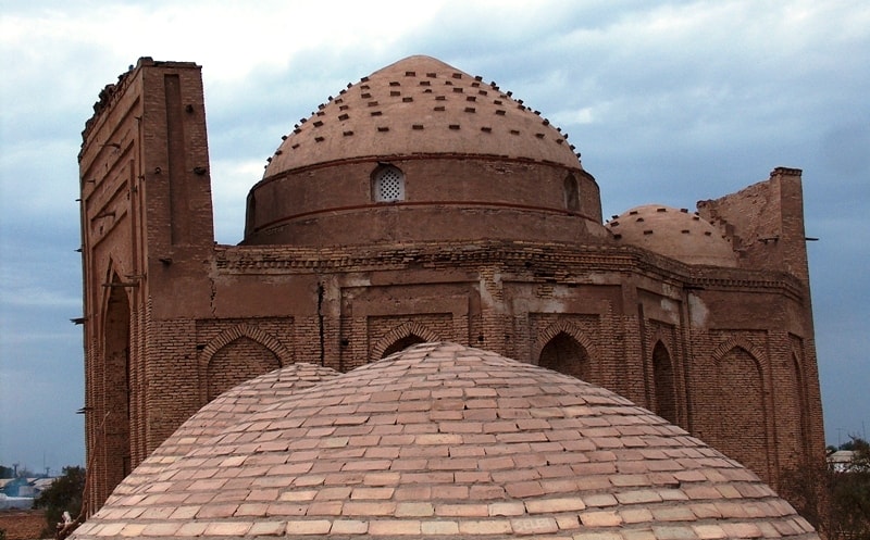 Mausoleum of Sultan Ali XVI century. 