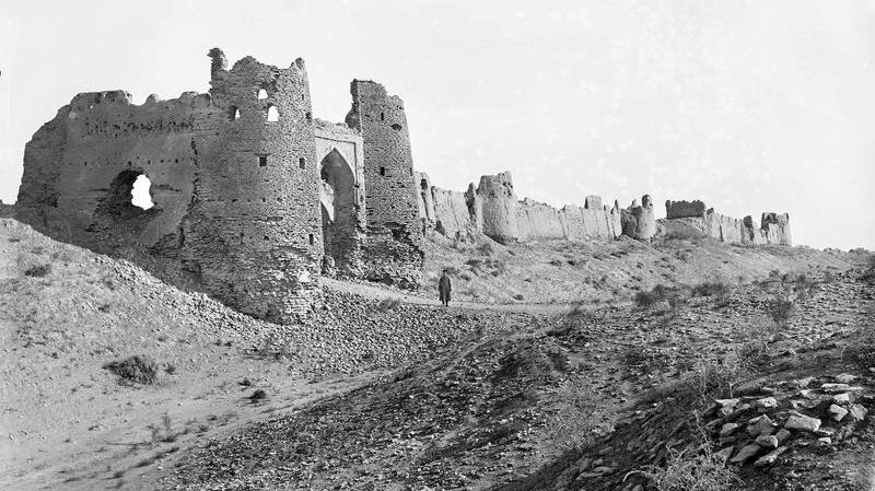 Abdullakhan kala fortress. Photos an album Paul Nadar "A travel from Turkey to Turkestan". 1890 