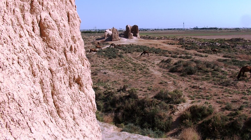 Gyz kala small fortress.