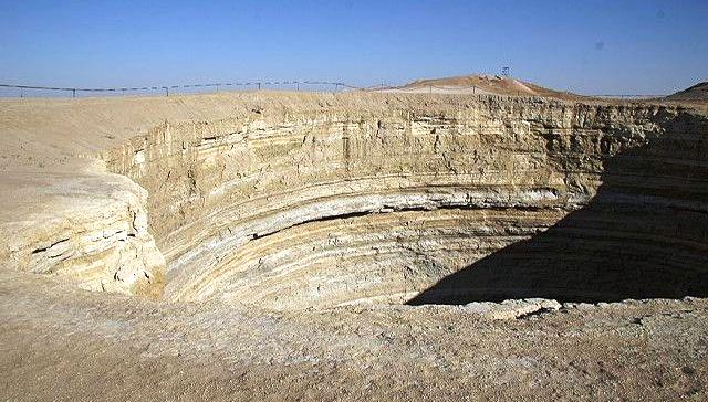 Mud crater in Darvaza.