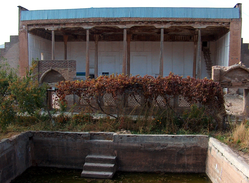 Mosque Laynagar-Ata.