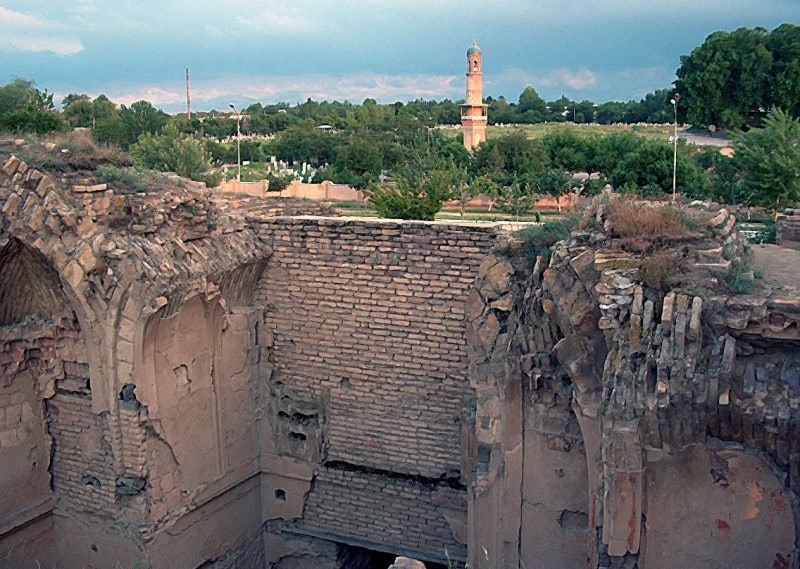 Mausoleum Ishrat khan. 2003.