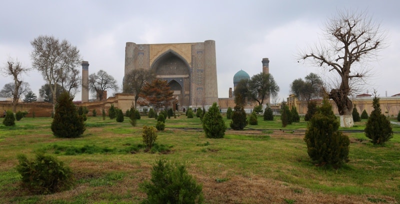 Bibi-Khanym cathedral mosque.