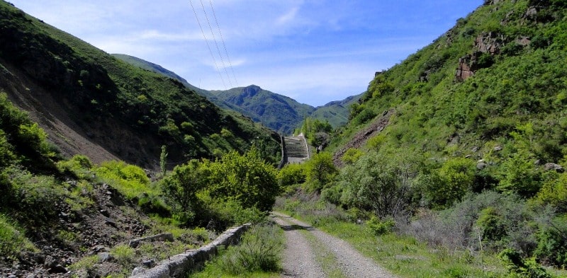  The environs of Uzun-Kargaly gorge.