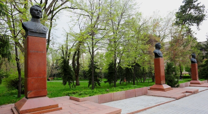 Memorial "Avenue of Outstanding Figures" in Almaty.