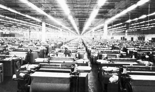 Weaving shop of a cotton mill in Almaty.