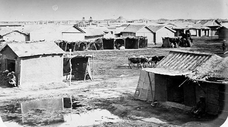 Kazalinsk. Shopping arcade. Photograph by Alexander Ludwigovich Kun. 1860.