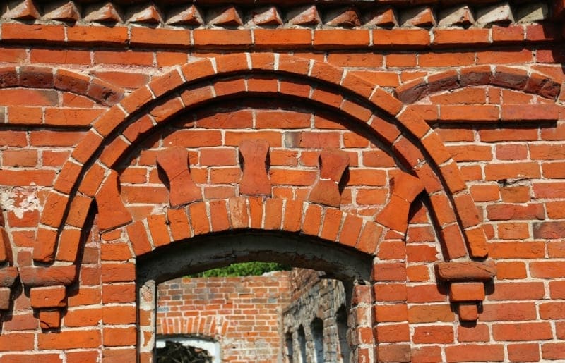 Остатки дома Кладеновых в Пресногорьковке. 2023 г. 