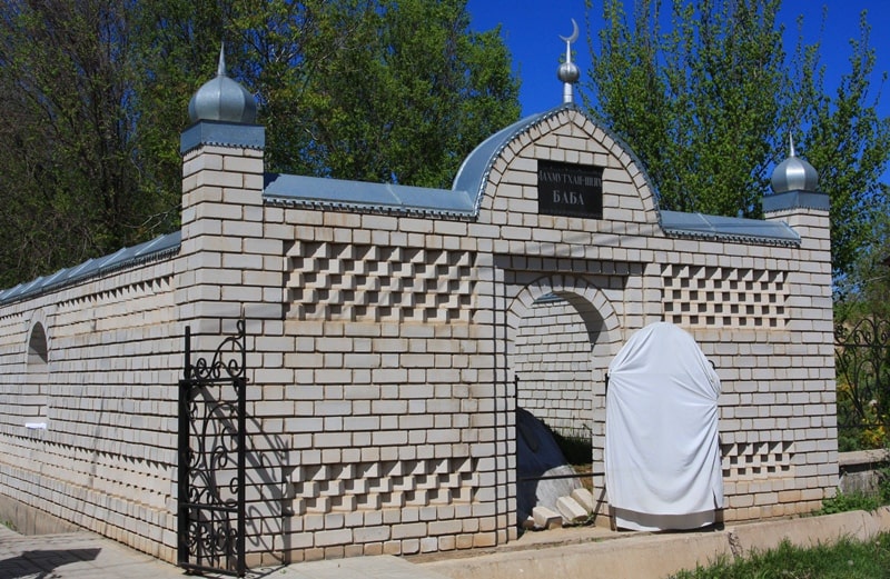 Mahmudhan-ata Mausoleum.