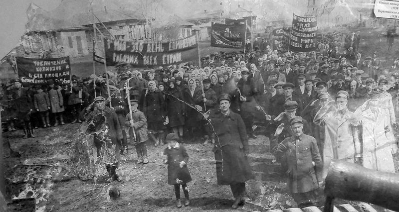 May Day demonstration of 1938 in Balkashino (exposition of the local history museum in Balkashino, Sandyktau region).