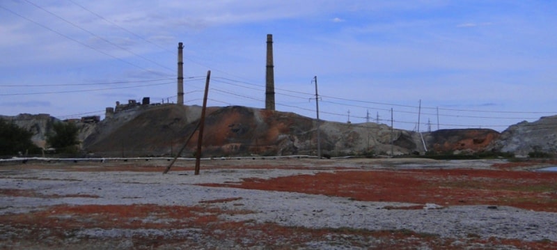 Karsakpay metallurgical plant and Karsakpay village.