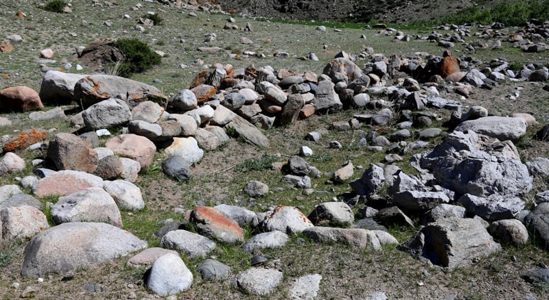 A small burial mound in the ancient  settlement of Malyi Koytas.