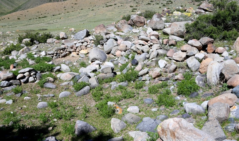 A small burial mound in the ancient  settlement of Malyi Koytas.