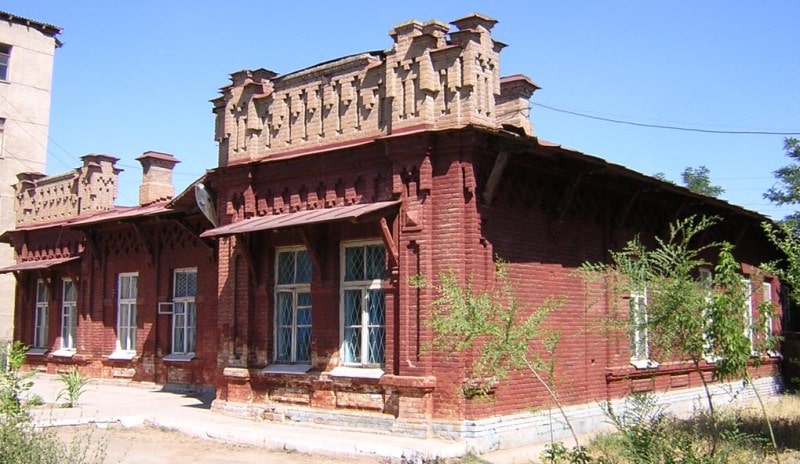 Residential building in Arys.