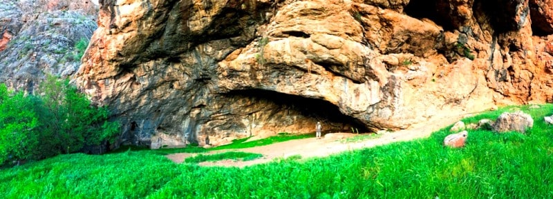 Пещера Караунгир.