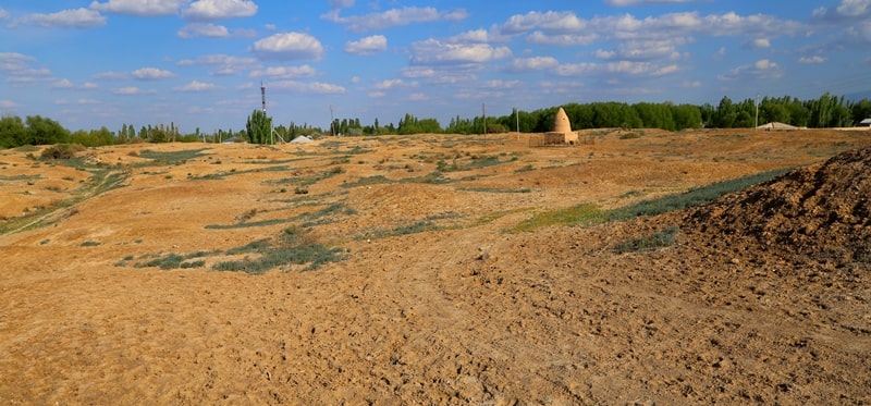 The ancient settlement of Sozak (X - XVIII centuries).